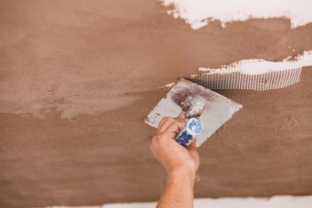 Quelle pr&eacute;paration avant d'installer une tapisserie apr&egrave;s sinistre ?
